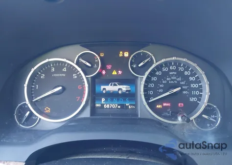 2016 Toyota Tundra 1794 5.7L V8 z USA, uszkodzony, nr VIN 5TFAY5F1XGX551774